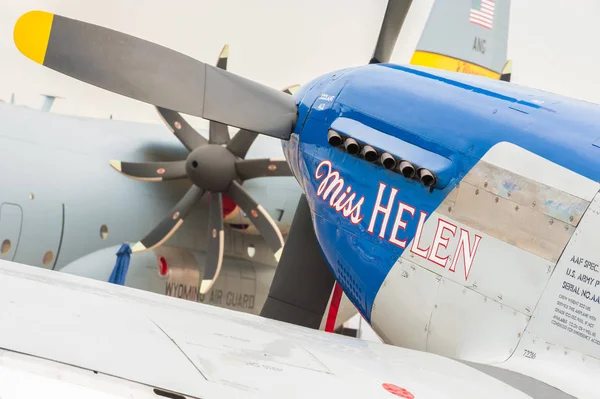 Farnborough Července 2018 Detailní Miss Helen Vintage Válečného Letounu Mustang — Stock fotografie