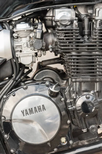 Yamaha motosiklet motoru yakın çekim — Stok fotoğraf