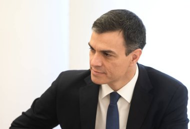 Madrid, İspanya - 04 Haziran 2018: Başbakan, İspanya Pedro Sanchez bir toplantı sırasında Ukrayna Petr Poroshenko Başkan ile