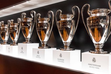 Madrid, İspanya - 04 Haziran 2018: Uefa Şampiyonlar Ligi bardak, Real Madrid futbol kulübü Santiago Bernabeu Stadyumu de Madrid (İspanya toprakları üzerinde kazandı)