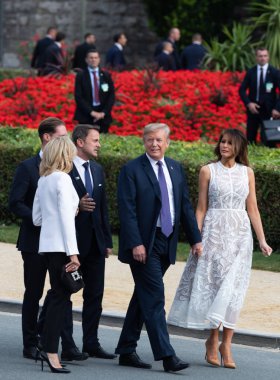 Brussels, Belçika - 11 Temmuz 2018: Bizi Başkan Donald Trump ve Amerika Birleşik Devletleri Melania koz zirvesinde Nato askeri İttifak'ın First Lady
