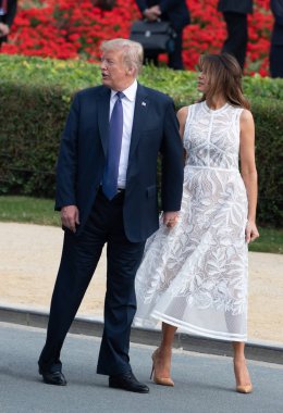 Brussels, Belçika - 11 Temmuz 2018: Bizi Başkan Donald Trump ve Amerika Birleşik Devletleri Melania koz zirvesinde Nato askeri İttifak'ın First Lady