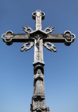 Siauliai, Litvanya haçlar Hill, İsa'nın eski tahta haç. Tepe çarpılar tarihi ve dini Halk sanat benzersiz bir abidesi