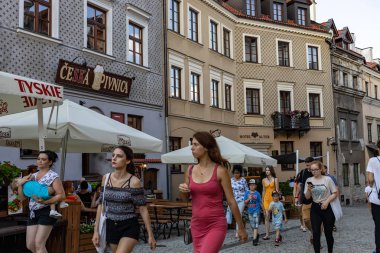Lublin, Polonya - 27 Temmuz 2018: Sokakları ve mimari Lublin eski şehir. Lublin Polonya'dokuzuncu büyük şehridir.