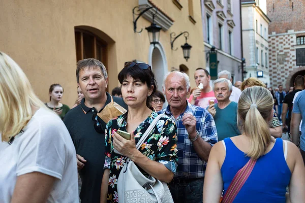 Lublin Polônia Julho 2018 Multidões Turistas Turistas Nas Ruas Cidade — Fotografia de Stock