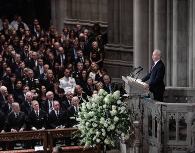 Washington D.C., ABD - Eylül 01, 2018: Anma, ABD'li Senatör John Mccain, Washington, ABD tarihinde 1 Eylül 2018 National Cathedral