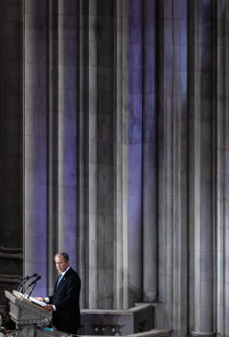 Washington D.C., ABD - Eylül 01, 2018: ABD'li Senatör John Mccain, Washington, ABD tarihinde 1 Eylül 2018 National Cathedral anma töreni eski ABD Başkanı George Bush konuştu