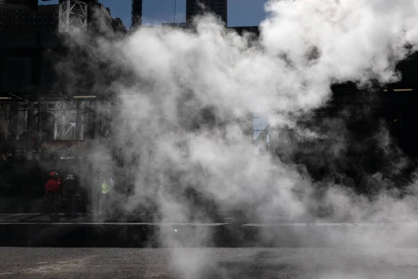 Nova Iorque Eua Setembro 2017 Manhattan Street Scene Nuvem Vapor — Fotografia de Stock