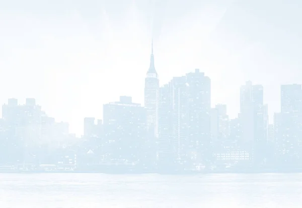 일몰에 맨해튼 스카이 라인의 라이트 이미지입니다 — 스톡 사진