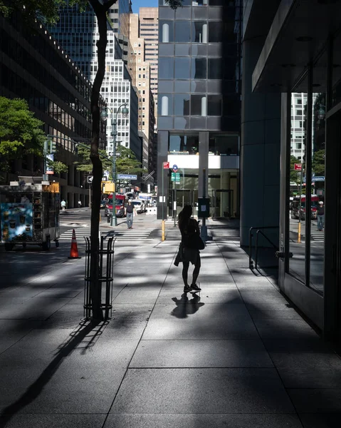 Нью Йорк Сша Вер 2017 Манхеттен Вулиці Сцени Світла Тіні — стокове фото