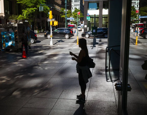 Nova Iorque Eua Setembro 2017 Manhattan Street Scene Luz Sombras — Fotografia de Stock