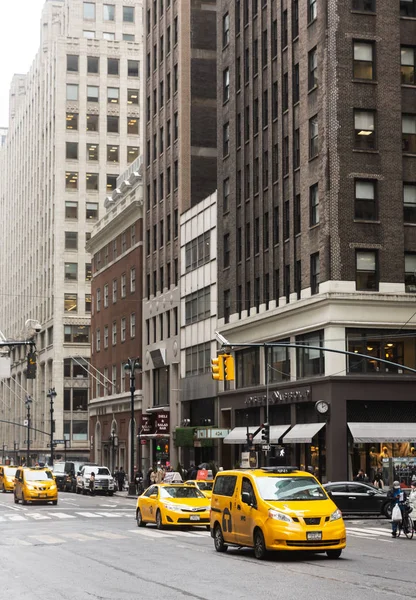 New York Amerikai Egyesült Államok Május 2016 Sárga Taxi Street — Stock Fotó