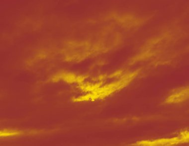 Doğal gökyüzü arka plan ışık tonalite bulutlarda ile. Soyut doğa görüntü arka plan kullanmak için.