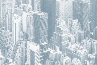 New York, Amerika Birleşik Devletleri - 30 Nisan 2016: Görüntü New York'ta Empire State Binası üstten Bakınlan ışık mavi tonalite içinde gökdelenler. Kuş görünümü göz.