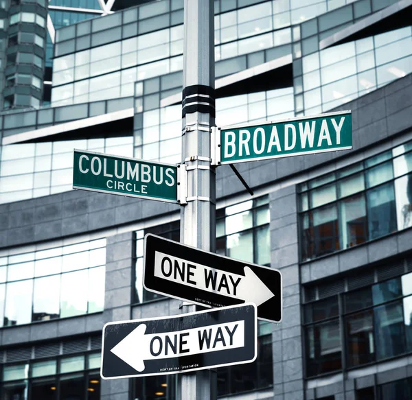 New York Usa Května 2016 Názvy Ulic Broadway Columbus Circle — Stock fotografie