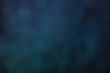 Ufuk bulanık görüntü koyu arka plan üzerinde renkli duman. Doku ve soyut sanat