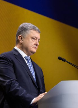 Kiev, Ukrayna - 16 Aralık 2018: Başkan, Ukrayna Petro Poroshenko Kiev bir basın toplantısında