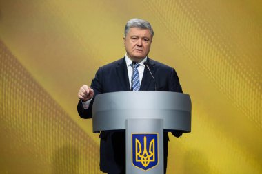 Kiev, Ukrayna - 16 Aralık 2018: Başkan, Ukrayna Petro Poroshenko Kiev bir basın toplantısında