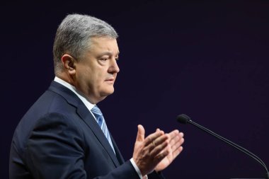 Kiev, Ukrayna - 16 Aralık 2018: Başkan, Ukrayna Petro Poroshenko Kiev bir basın toplantısında