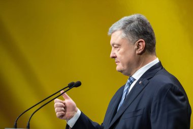 Kiev, Ukrayna - 16 Aralık 2018: Başkan, Ukrayna Petro Poroshenko Kiev bir basın toplantısında
