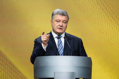 Kiev, Ukrayna - 16 Aralık 2018: Başkan, Ukrayna Petro Poroshenko Kiev bir basın toplantısında