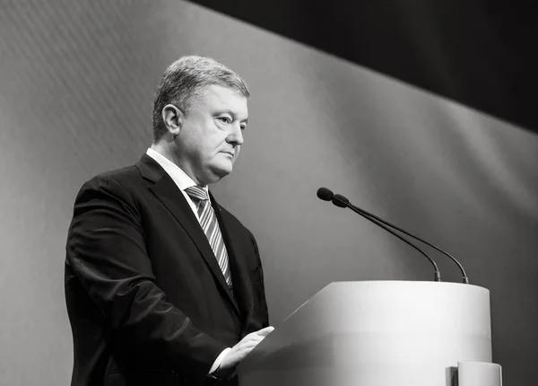 乌克兰基辅 2018年12月16日 乌克兰总统彼得罗 波罗申科在基辅举行的新闻发布会上 — 图库照片