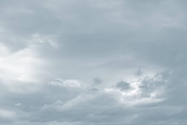 Θολή Αφηρημένη Φυσικό Φόντο Σύννεφα Φως Μπλε Τονικότητα Αφηρημένης Φύσης — Φωτογραφία Αρχείου