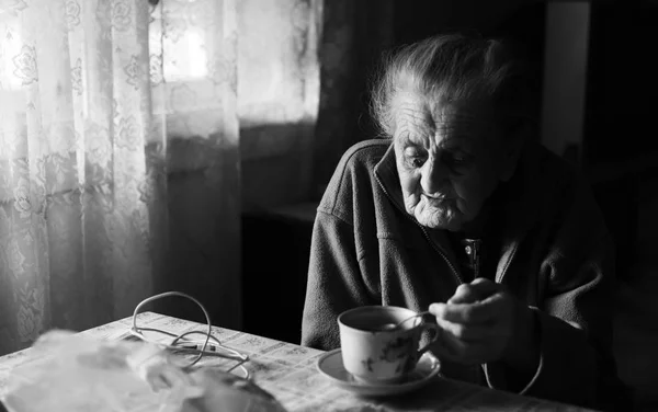Black White Image Old Depressed Woman Elderly Lonely Woman Sits — Stock Photo, Image