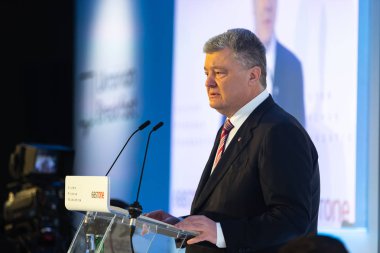 Davos, İsviçre - 24 Ocak 2019: Dünya Ekonomik Forumu yıllık toplantı 2019 Davos, İsviçre, Ukrayna Petro Poroshenko Başkanı