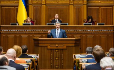 Kiev, Ukrayna - 07 Şubat 2019: Başkan, Ukrayna Petro Poroshenko Ukrayna, Kiev Verkhovna Rada bir toplantı sırasında