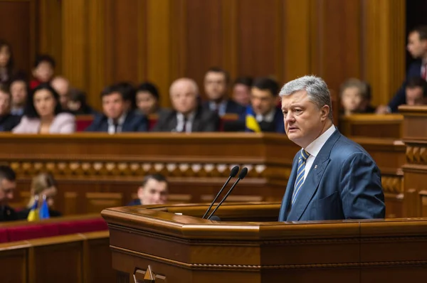 キエフ ウクライナ 2019 大統領のウクライナ石油 Poroshenko キエフのウクライナの Verkhovna Rada の会議中に — ストック写真