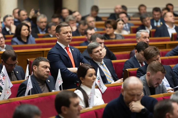 キエフ ウクライナの Verkhovna Rada の会議中に根本的な党オレグ Lyashko のキエフ ウクライナ 2019 リーダー — ストック写真