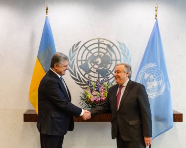 New York, ABD - 20 Şubat 2019: Ukrayna Petro Poroshenko ve BM Genel Sekreteri Antonio Guterres, New York'taki BM Genel Kurul Başkanı