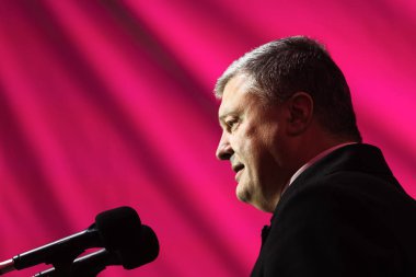 Ukrayna petro poroshenko başkanı