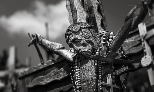 Пагорб хрестів у Силаї, Литва — стокове фото