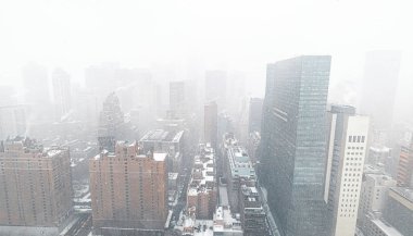 New York'ta düşen kar