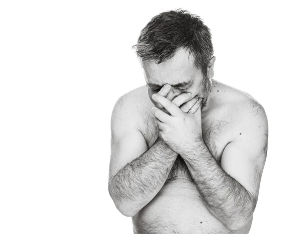 Retrato de un hombre con un torso desnudo —  Fotos de Stock