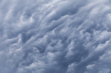 mammatus bulutlar arka plan