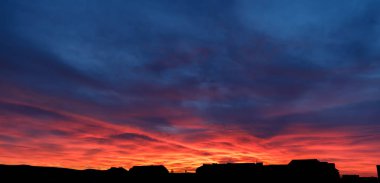 dramatik gündoğumu gökyüzü.