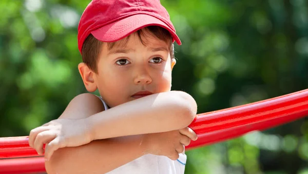 Retrato de um menino de 3-4 anos — Fotografia de Stock