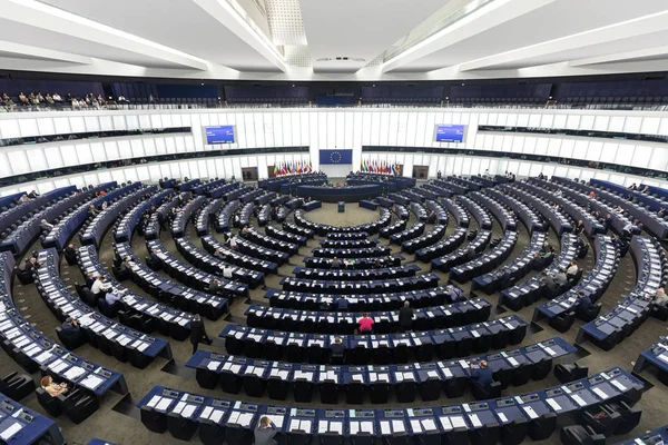欧洲议会全体会议室 — 图库照片