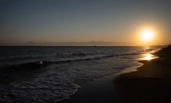 Verano puesta de sol vista en la playa —  Fotos de Stock