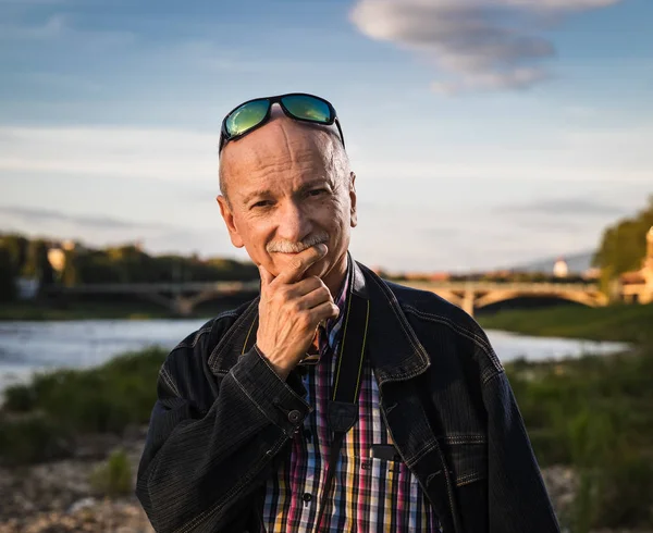 Portrait of an old man — Stock Photo, Image