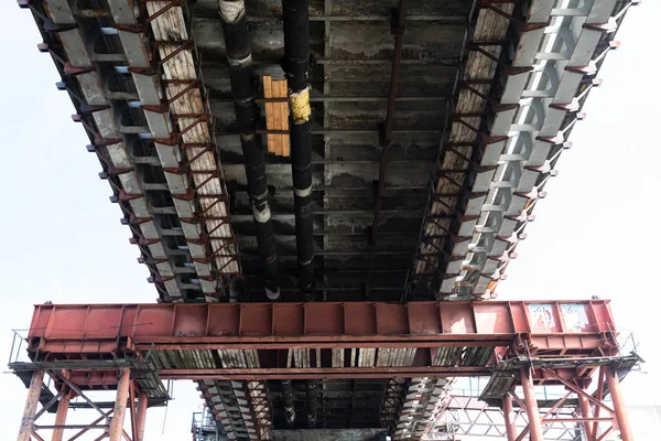 Puente de hormigón viejo — Foto de Stock