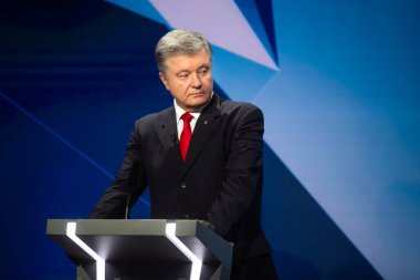 KYIV, UKRAINE - 15 Haziran 2020: Petro Poroshenko - İfade Özgürlüğü programında ICTV kanalında bir tele-ter sırasında Ukrayna 'nın eski başkanı