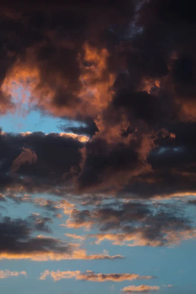 Naturlig Bakgrund Skymning Vacker Himmel Twilight Färgglada Himmel Och Moln — Stockfoto