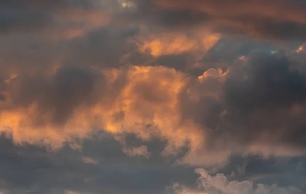 Natuurlijke Achtergrond Twilight Mooie Hemel Twilight Kleurrijke Hemel Wolken Met — Stockfoto