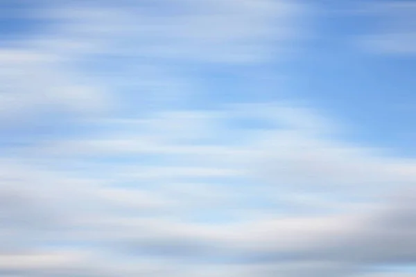 アブストラクトぼやけた自然背景 動きに雲がぼけている デザインとテンプレートの背景 — ストック写真