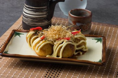 Geleneksel Japon cuisin Takoyaki Kızarmış hırpalanmış ahtapot topları