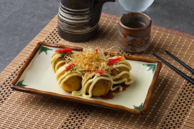 Geleneksel Japon cuisin Takoyaki Kızarmış hırpalanmış ahtapot topları